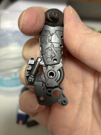 内部フレーム有るのがRGではあるが